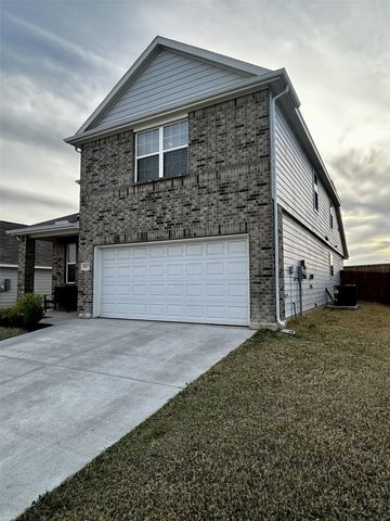 9917 Voyager Lane, Fort Worth, TX 76131
