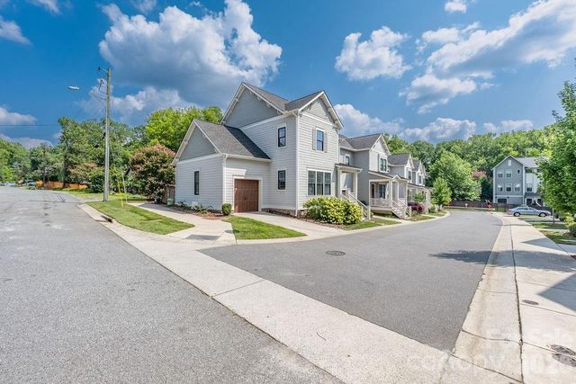 2728 Kilgo Way, Charlotte, NC 28205