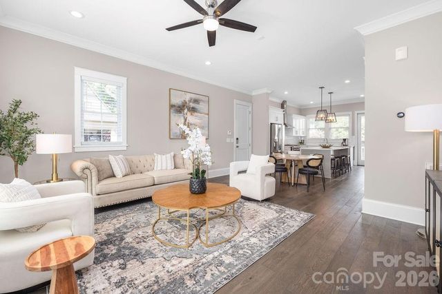 2728 Kilgo Way, Charlotte, NC 28205
