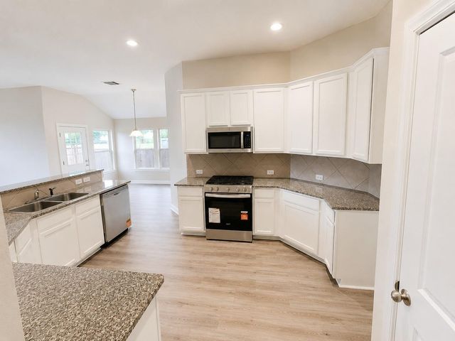 11506 Sandstone Canyon Drive, Humble, TX 77396