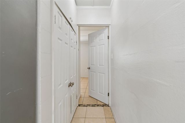 9801 N 11TH STREET B, Tampa, FL 33612