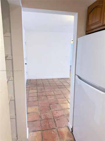 1205 Mariposa Ave 301, Coral Gables, FL 33146