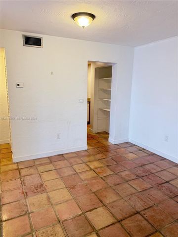 1205 Mariposa Ave 301, Coral Gables, FL 33146