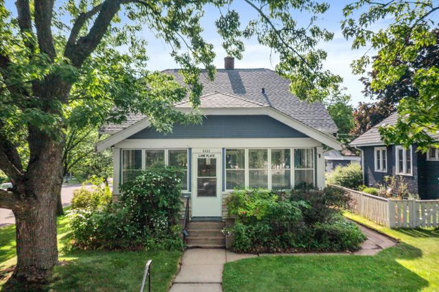 1111 Lane Place, Saint Paul, MN 55106
