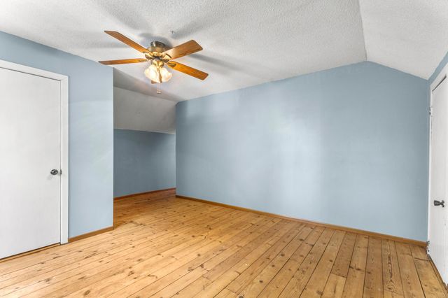 1111 Lane Place, Saint Paul, MN 55106