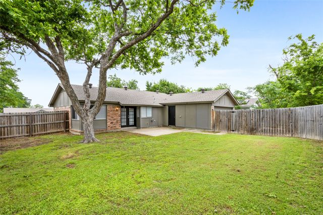 2128 Placid Drive, Carrollton, TX 75007