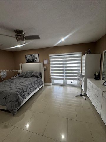 3251 NW 177th Ter, Miami Gardens, FL 33056