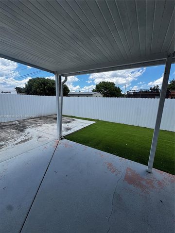 3251 NW 177th Ter, Miami Gardens, FL 33056