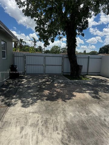 3251 NW 177th Ter, Miami Gardens, FL 33056