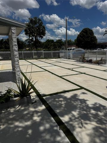 3251 NW 177th Ter, Miami Gardens, FL 33056