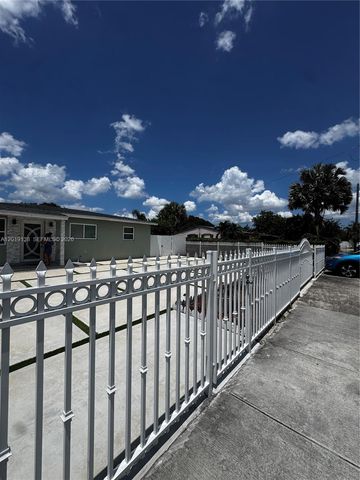 3251 NW 177th Ter, Miami Gardens, FL 33056