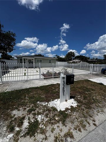 3251 NW 177th Ter, Miami Gardens, FL 33056