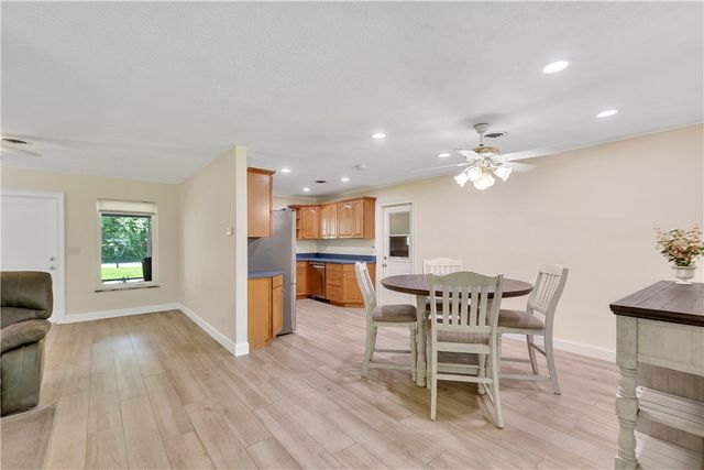 1920 32nd Avenue, Vero Beach, FL 32960