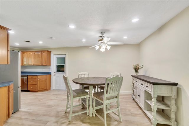 1920 32nd Avenue, Vero Beach, FL 32960