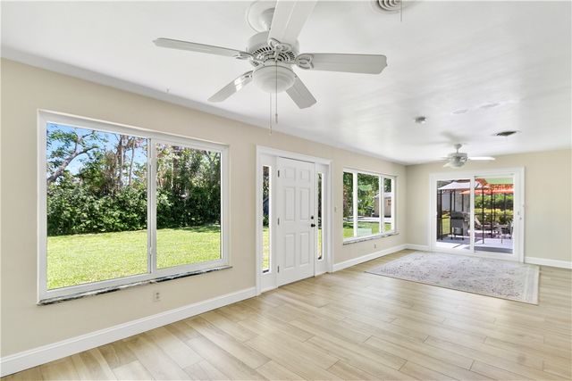1920 32nd Avenue, Vero Beach, FL 32960