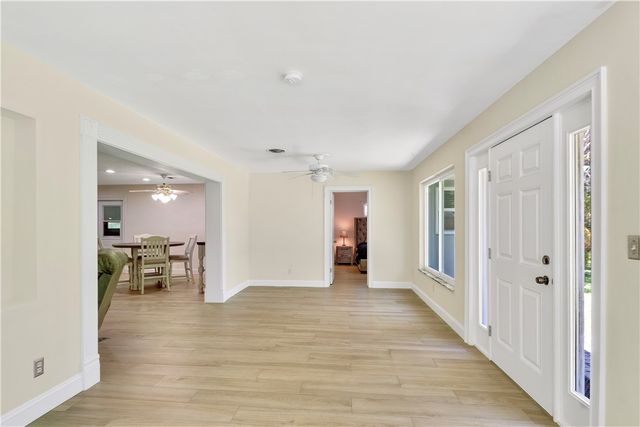 1920 32nd Avenue, Vero Beach, FL 32960