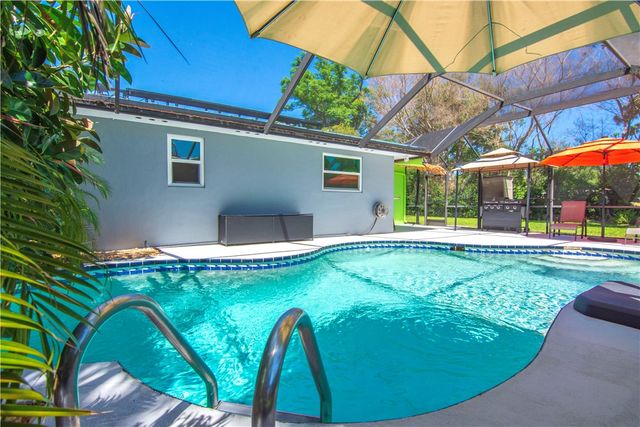 1920 32nd Avenue, Vero Beach, FL 32960