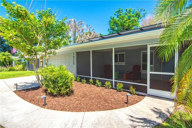 1920 32nd Avenue, Vero Beach, FL 32960