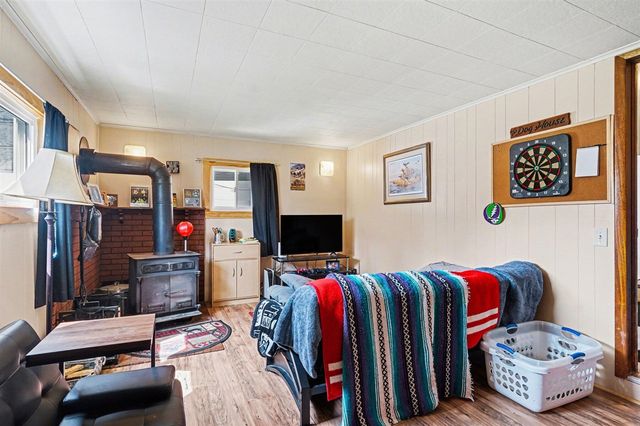 2127 Leif Avenue, Norton Shores, MI 49441