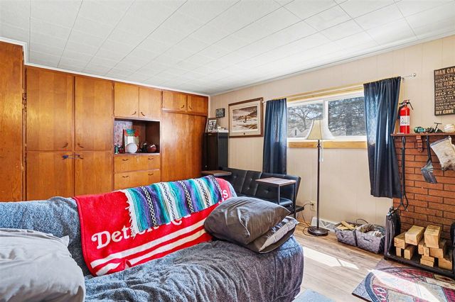 2127 Leif Avenue, Norton Shores, MI 49441