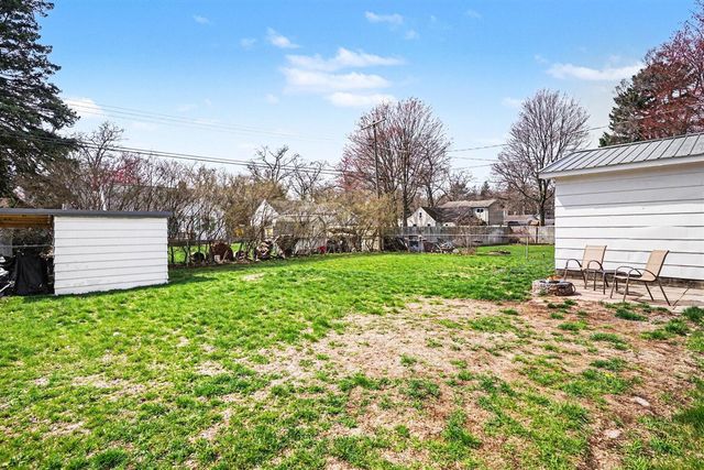 2127 Leif Avenue, Norton Shores, MI 49441