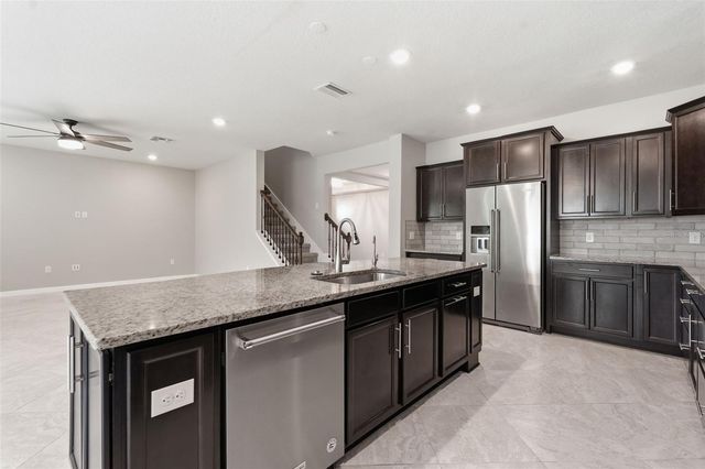 18760 BIRCHWOOD GROVES DRIVE, Lutz, FL 33558