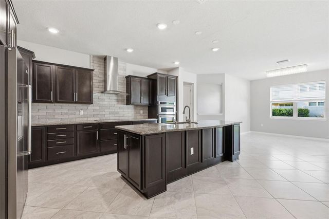 18760 BIRCHWOOD GROVES DRIVE, Lutz, FL 33558