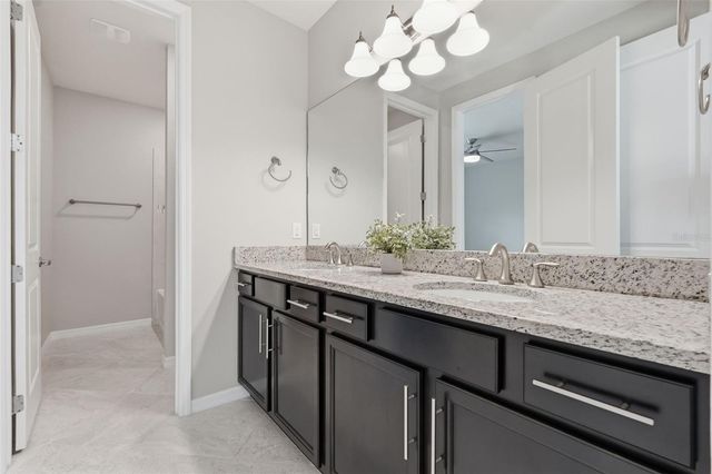 18760 BIRCHWOOD GROVES DRIVE, Lutz, FL 33558