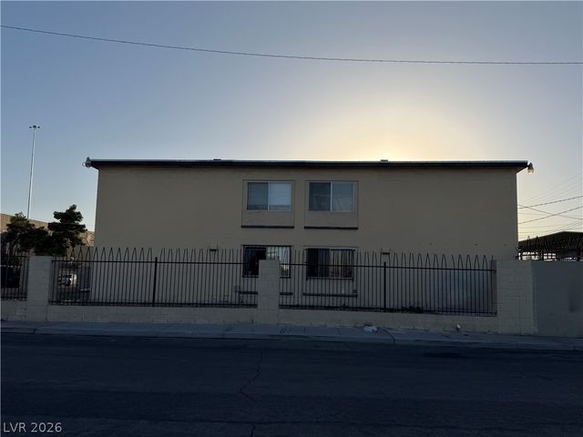 2937 Elm Avenue, Las Vegas, NV 89101