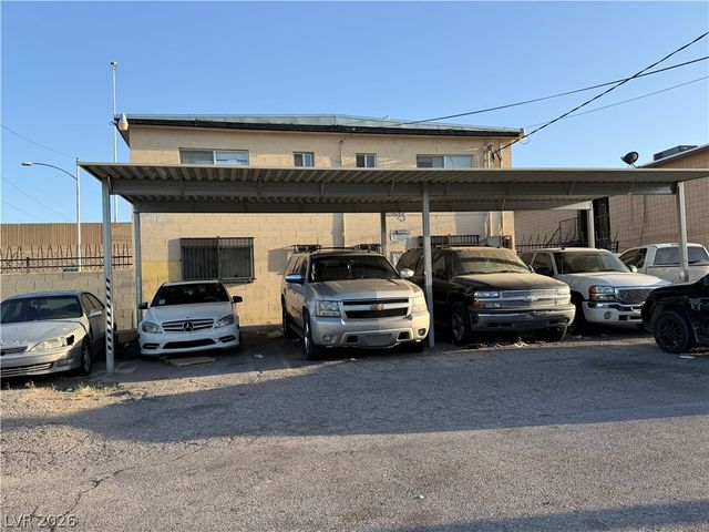 2937 Elm Avenue, Las Vegas, NV 89101