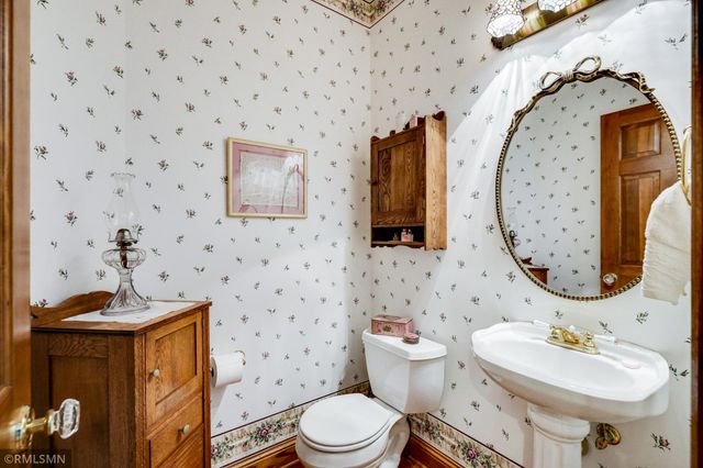 9570 Norway Hills Trail, Lakeville, MN 55044