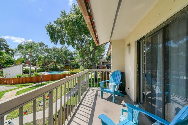 3402 Gardens East Drive 14B-SALE, Palm Beach Gardens, FL 33410