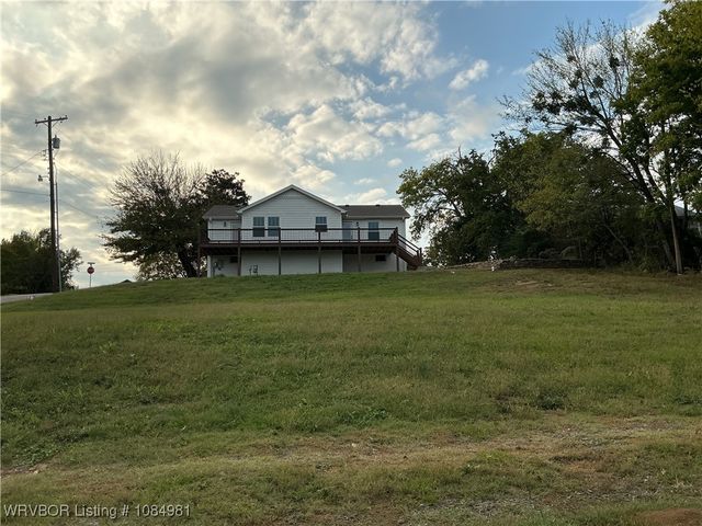 205 W 4th Street, Heavener, OK 74937