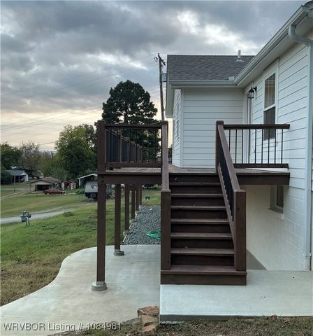 205 W 4th Street, Heavener, OK 74937