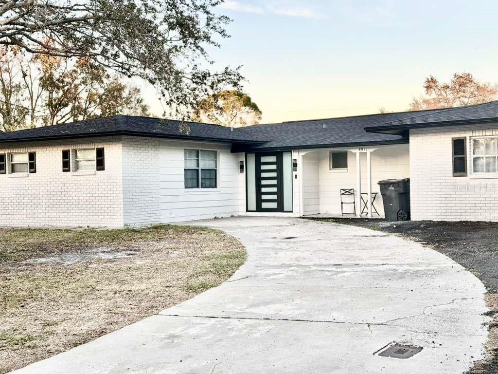 Image 1 of property listing at 4911 SHETLAND AVENUE, Tampa, FL 33615