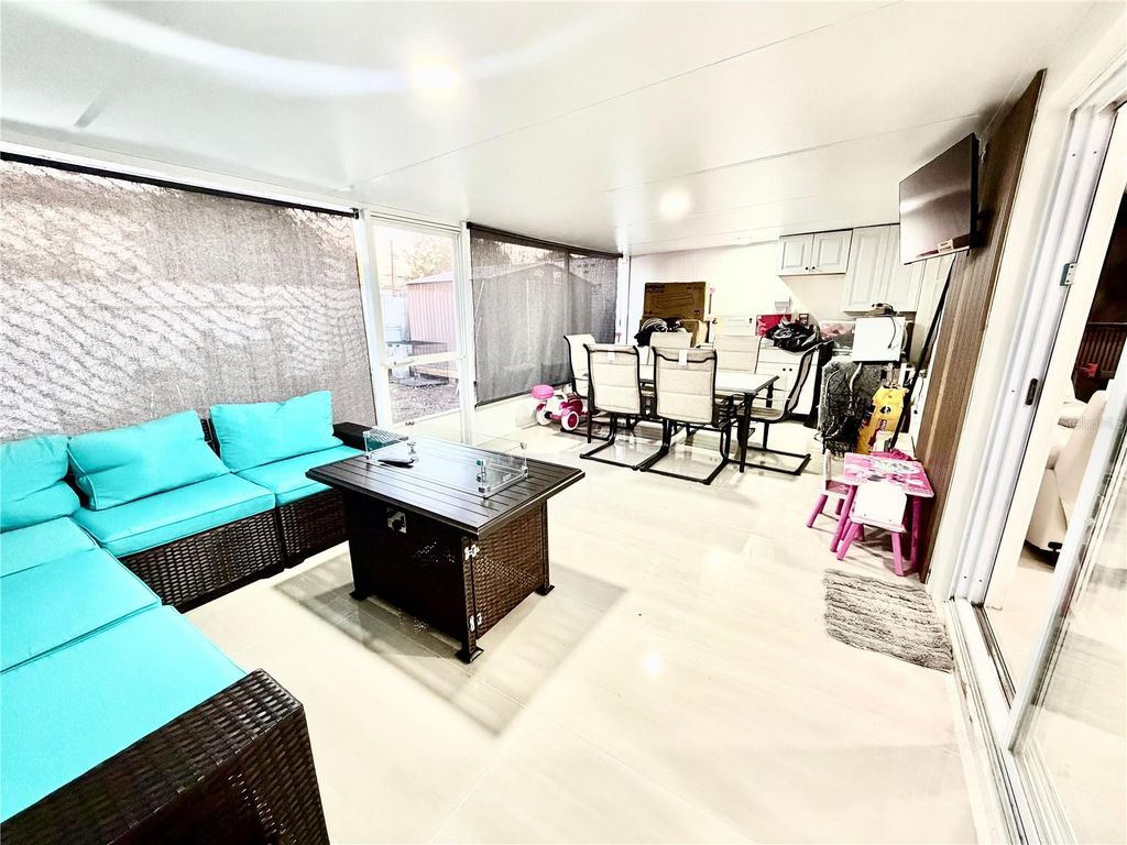 Image 13 of property listing at 4911 SHETLAND AVENUE, Tampa, FL 33615