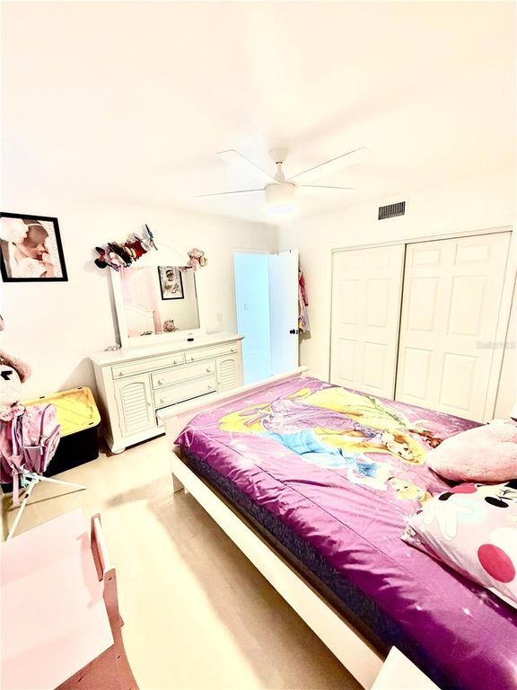 Image 18 of property listing at 4911 SHETLAND AVENUE, Tampa, FL 33615