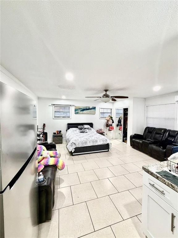 Image 23 of property listing at 4911 SHETLAND AVENUE, Tampa, FL 33615