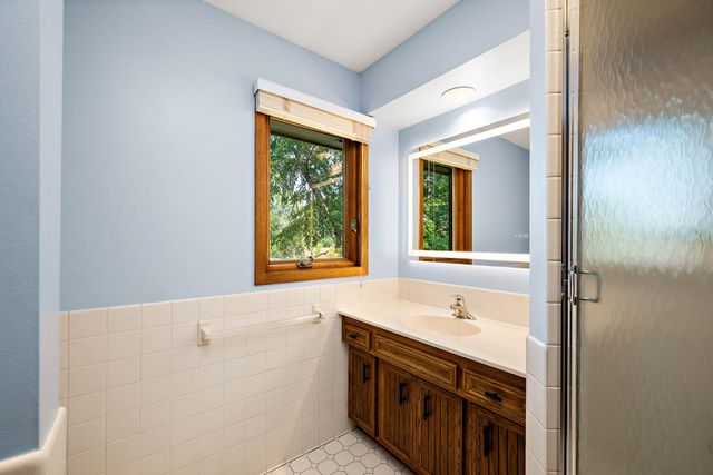 12050 48th Avenue N, Plymouth, MN 55442