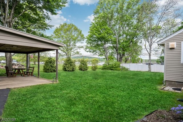 6 Outlook Ave, Mount Olive Twp., NJ 07828