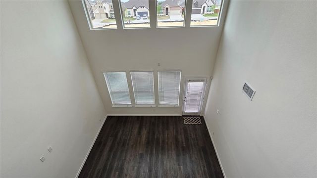 1215 Stagecoach Trail, Justin, TX 76247
