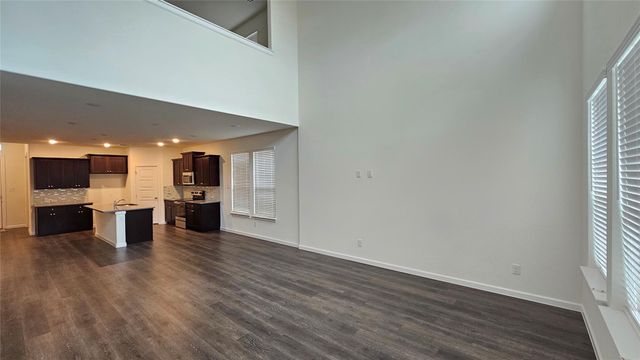 1215 Stagecoach Trail, Justin, TX 76247