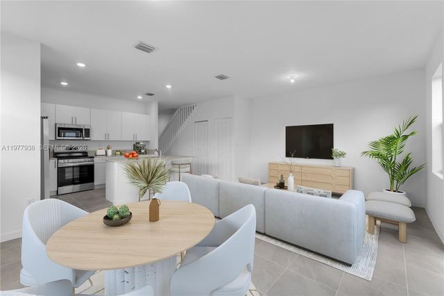 191 SE 11th Ave, Florida City, FL 33034