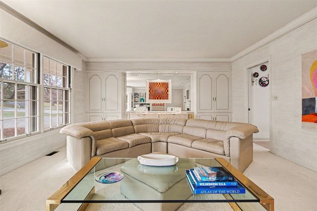 1060 Chestnut Street, Ann Arbor, MI 48104