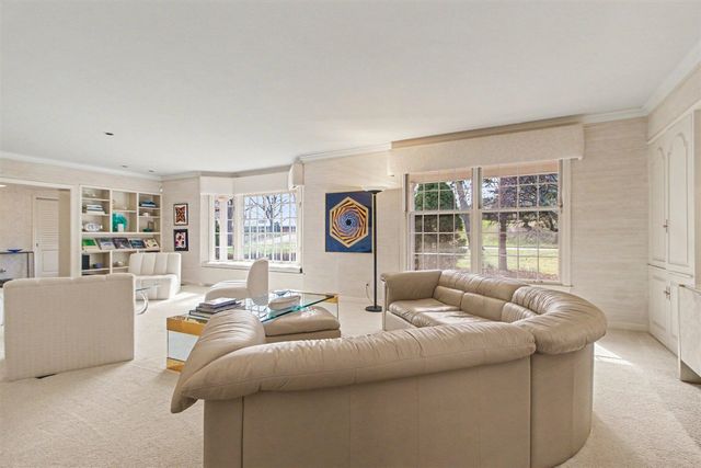 1060 Chestnut Street, Ann Arbor, MI 48104