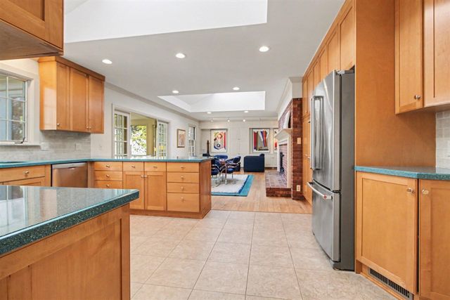 1060 Chestnut Street, Ann Arbor, MI 48104