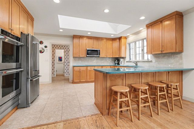 1060 Chestnut Street, Ann Arbor, MI 48104