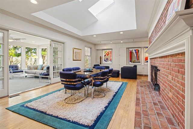 1060 Chestnut Street, Ann Arbor, MI 48104