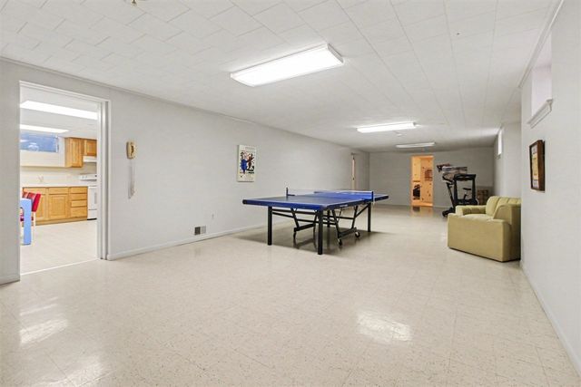 1060 Chestnut Street, Ann Arbor, MI 48104