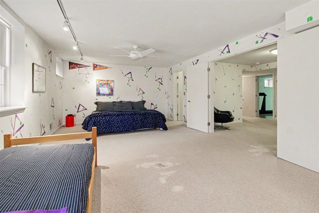 1060 Chestnut Street, Ann Arbor, MI 48104